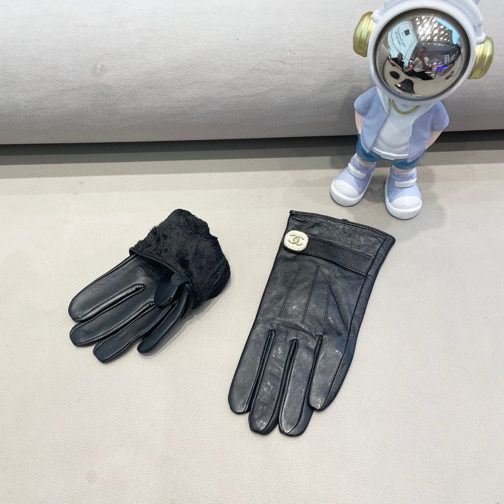CHANEL GLOVES IN BLACK LAMBSKIN 463791