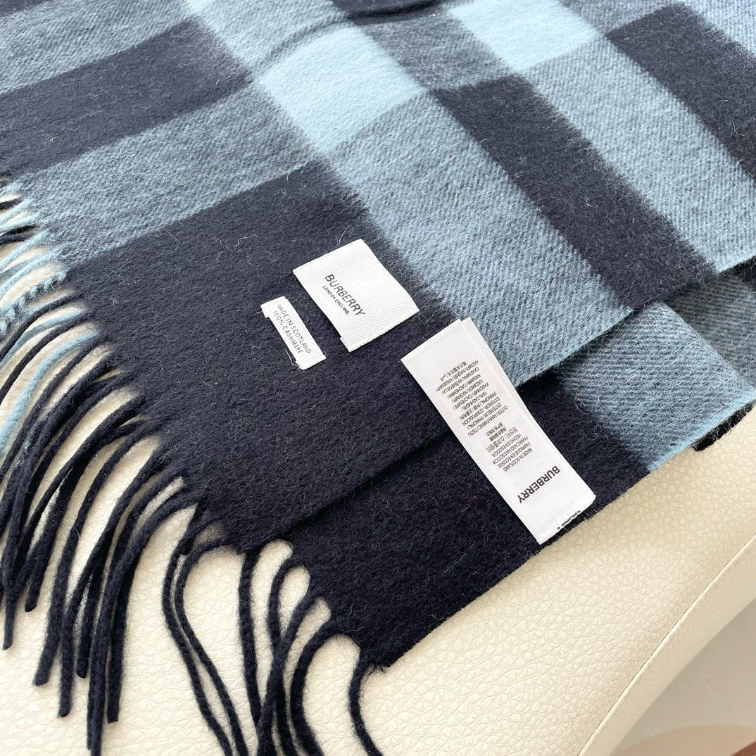 BBR SCARF 210 CM IN CASHMERE 02