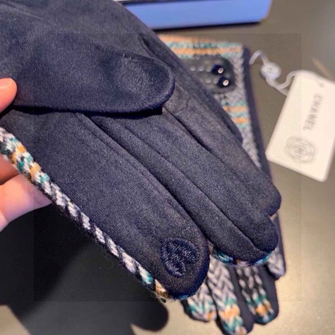 CHANEL GLOVES IN COLORFUL WOOL 429243